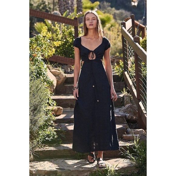 NWT FREE PEOPLE ENDLESS SUMMER EXTRA DOSE MIDI CUTOUT MIDI DRESS BLACK - Picture 1 of 3
